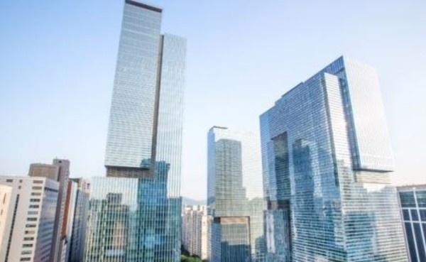  ESG 경영이 대세가 되면서 보험사들은 ‘탈석탄 금융 선언’과 ‘ESG 경영 선포식 개최’ 등을 통해 ESG 경영에 적극적으로 동참하는 모습이다(뉴시스 제공)