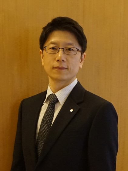 LG디스플레이 화질개발실에 근무중인 유장진 연구위원이 LG OLED TV 패널이 글로벌 표준으로 자리매김하는데 기여한 공로를 인정받아 국무총리표창을 수상했다.