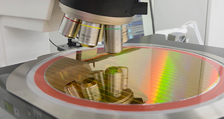 가온칩스는 파운드리, 패키지, 테스트 기업에 시제품 테스트부터 양산 생산·공급까지 종합 솔루션을 제공한다. (턴키 비즈니스) 