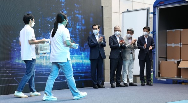 삼성전자 화성캠퍼스에서 열린 세계 최초 GAA 기반 3나노 양산 출하식 모습.