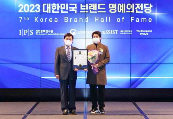 투썸플레이스가 올해 대한민국 브랜드 명예의전당 커피 전문점 부문에 4년 연속 선정됐다. [사진=투썸플레이스]