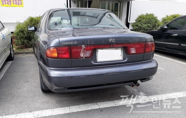해웅은 극 초반 현대차 증형 세단 뉴쏘나타를 탄다. 사진은 1993년 선보인 소나타Ⅱ. [사진=정수남 기자]