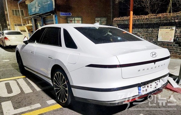 고객이 신형 그랜저에 대한 구매 계약을 체결하고, 10개월을 기다려야 차를 받을 수 있는 갓으로 파악됐다. [사진=팩트인뉴스]