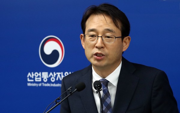 강감찬 산업통상자원부 무역안보정책관이 한일 정부의 수출규제에 대해 2019년 7월 이전 상태로 되돌리기 위한 양자 협의한다고 최근 밝혔다. [사진=뉴시스]