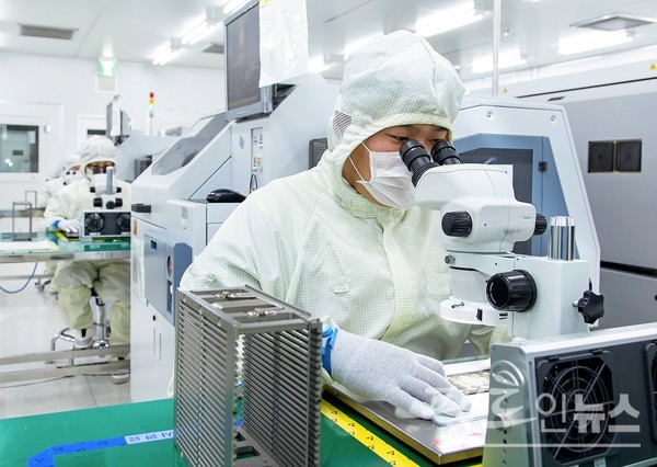 한일간 정책 대화로 반도체 업계의 숨통이 트일 전망이다. 삼성전자 협력사 모습. [사진=팩트인뉴스]