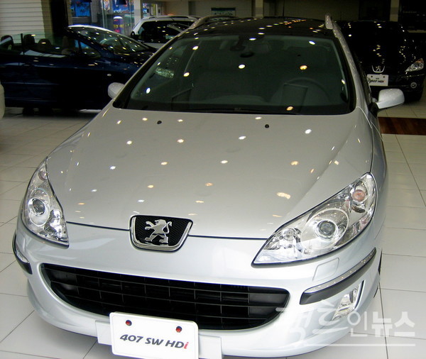 2005년 상반기 국내 디젤 승용 시장의 포문을 연 프랑스 푸조의 407HDi. [사진=정수남 기자]