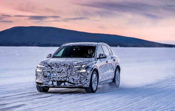 아우디는 우선 Q6 e-트론에 대한 시험 주행을 진행했다. [사진=아우디]