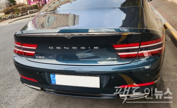 극중 정학은 G80 4륜구동을 타면서 제네시스를 알린다. [사진=정수남 기자]