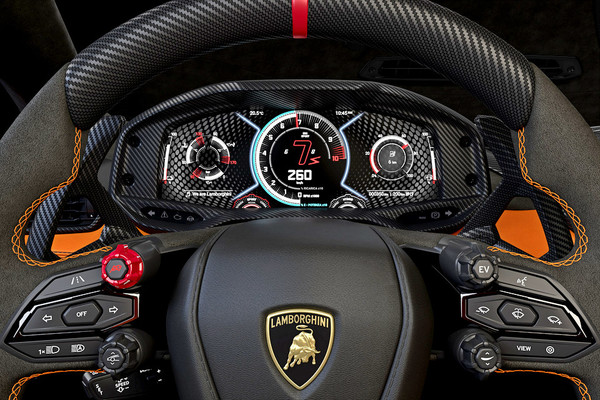 람보르기니가 자사의 첫번째 하이브리드 모델 LB744의 성능 등을 공개했다. [사진=람보르기니]