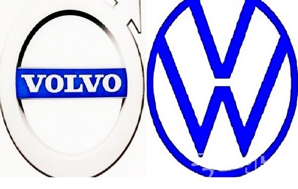 폭스바겐코리아와 볼보코리아가 지난해 매출이 늘고도, 수익은 추락했다. 각사 엠블럼. [사진=정수남 기자]
