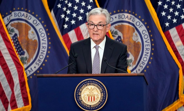 제롬 파월 미국 연방준비제도(Fed·연준) 의장이 연방공개시장위원회(FOMC) 정례회의 후 기자회견에서 발언하고 있다. 연준은 이날 기준금리 0.25%포인트 인상하면서 이른바 ‘베이비스텝’을 단행했다. [사진=뉴시스]