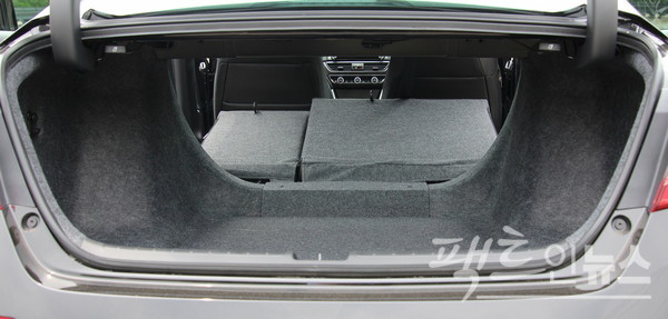 트렁크는 기본 473ℓ지만, 2열을 접으면 1000ℓ 이상으로 확대돼 야외활동에 지장이 없다. [사진=정수남 기자]