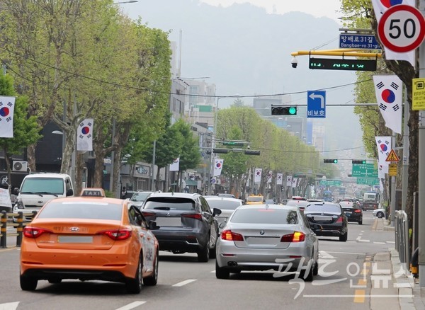 간선도로인 서울 서초구 방배로. [사진=정수남 기자]