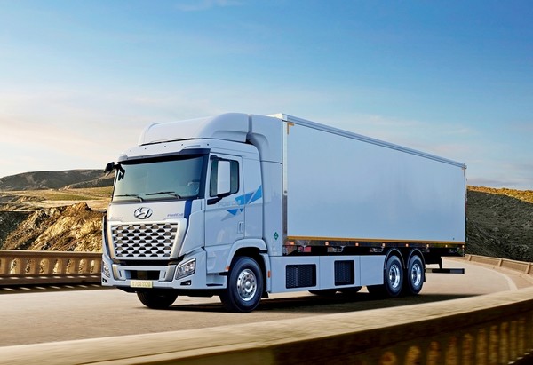 수소트럭인 현대차의 엑시언트. [사진=현대차]