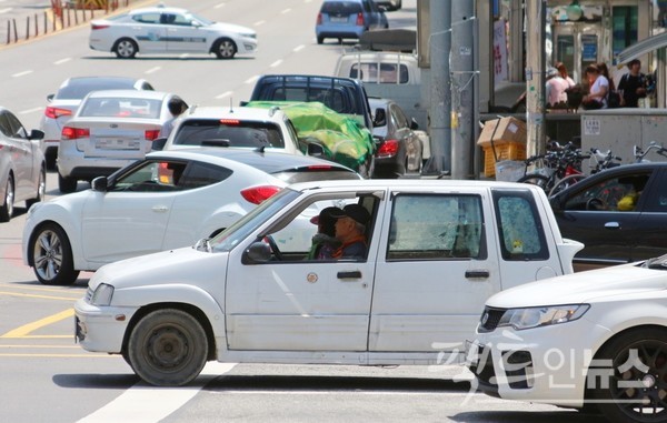 대우자동차(현 GM 한국사업장)가 1991년 5월 국내 첫 경차 티코를 출시하면서, 국내 자동차 대중화를 견인했다. [사진=정수남 기자]
