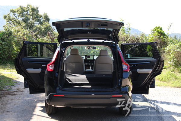 혼다코리아가 신형 CR-V 터보와 CR-V 하이브리드, 파일럿 등 SUV 3인방으로 하반기 판매를 극대화한다. ﻿신형 CR-V 터보. [사진=정수남 기자]