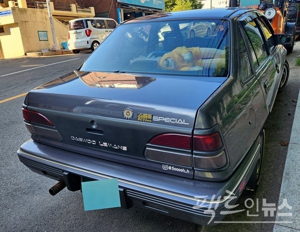 최근 잡은 르망. 차령이 최소 26년, 최대 37년이다. [사진=정수남 기자]