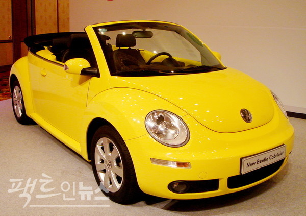 뉴비틀 컨버터블. [사진=정수남 기자]