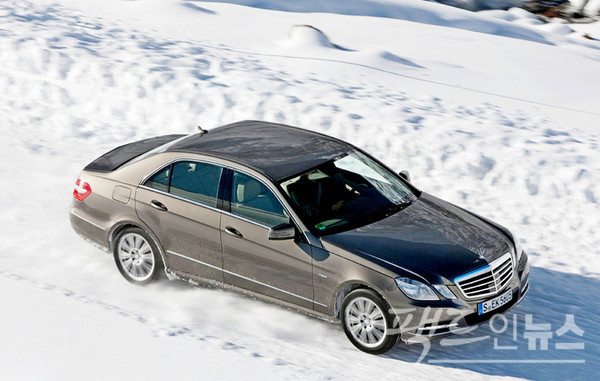 11월 수입차 판매 1위는 벤츠 E 250(2150대)이 차지했다. [사진=팩트인뉴스]