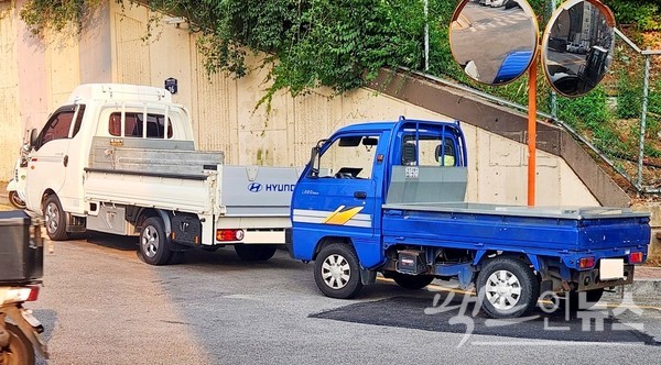 현대차가 서민의 발인 (왼쪽부터)포터 트럭을 지속해 공급하지만, GM이 경상용차 라보를 단종했다. [사진=팩트인뉴스]