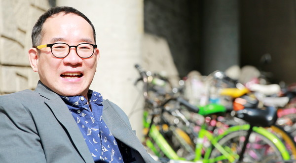 고정욱 작가. [사진=뉴시스]