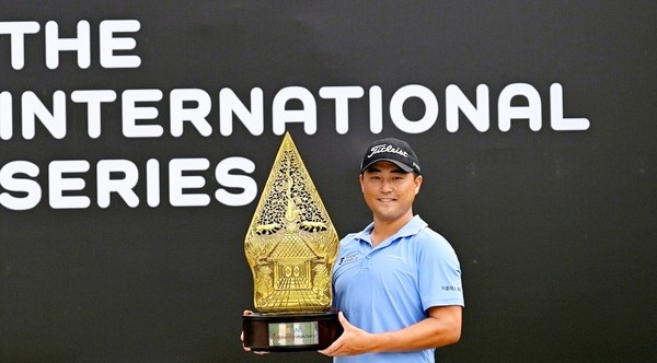 인도네시아 자카르타에서 열린 아시안투어 BNI 인도네시아 마스터스에서 우승한 HS효성 더클래스 홍보대사 이태훈 선수. [사진=HS효성 더클래스]