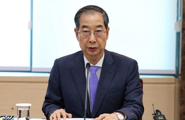 한덕수 대통령 권한대행 국무총리가 17일 정부서울청사에서 열린 제6차 2025년 아시아태평양경제협력체(APEC) 정상회의 준비위원회에서 발언하고 있다.  [ 사진= 뉴시스 ]