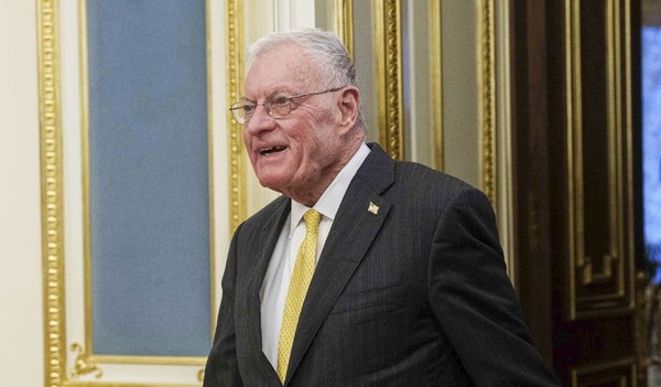  키스 켈로그 미국 우크라이나·러시아 특별대사가 지난 2월 20일 우크라이나 키이우에서 볼로디미르 젤렌스키 우크라이나 대통령을 예방하는 모습. [사진=뉴시스]