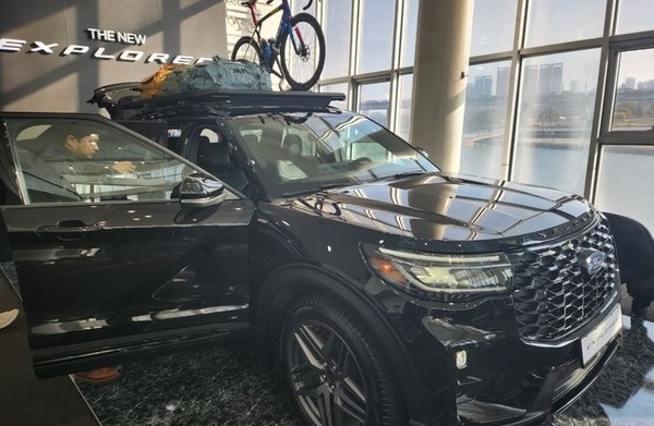 포드코리아의 '더 뉴 포드 익스플로러' [사진=뉴시스]