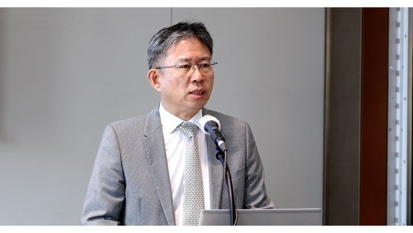 윤동진 농림수산식품교육문화정보원(농정원)장이 지난 8일 서울 용산구 서울드래곤시티호텔에서 열린 '2025년 농업협력 초청연수' 개회식에서 축사를 하고 있는 모습. [사진=농정원]