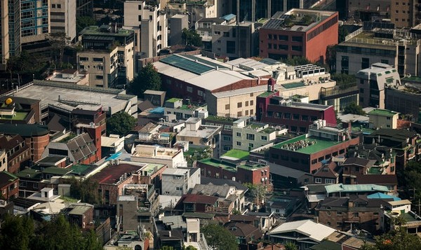 12일 서울 중구 남산에서 빌라·다세대·도시형 생활주택 등 비 아파트 주택이 보이고 있다.[사진=뉴시스]