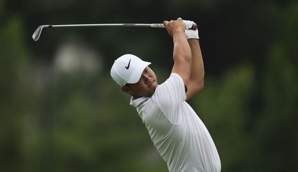 김주형이 지난 6월 26일(현지 시간) 미 미시간주 디트로이트 GC에서 열린 미국프로골프(PGA) 투어 로켓 클래식 첫날 9번 홀에서 티샷하고 있다. 김주형은 5언더파  67타 공동 26위에 이름을 올렸다. 