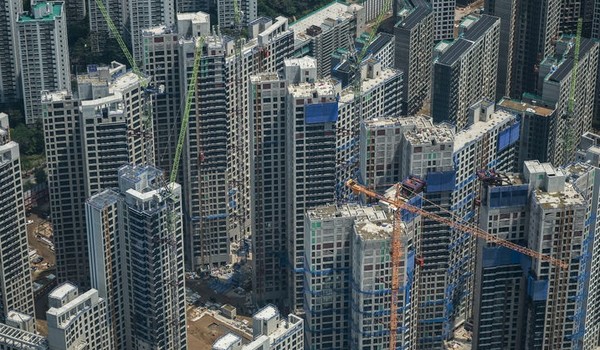 서울 시내 아파트 공사현장. [사진=뉴시스]