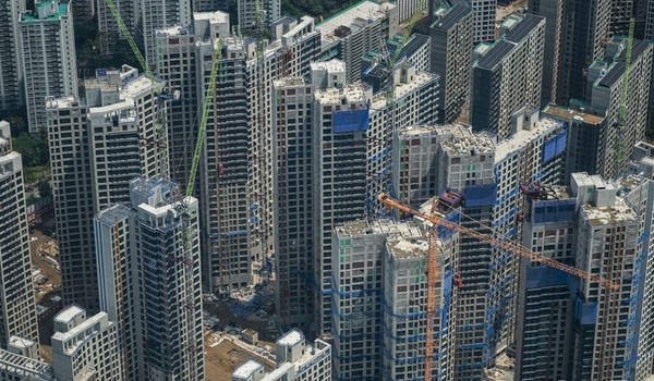 서울 시내 아파트 공사현장. [사진=뉴시스]