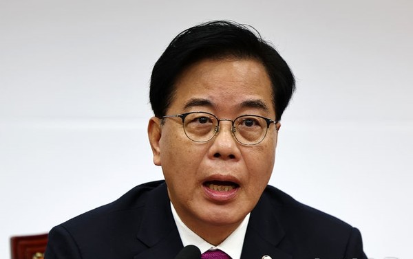  송언석 국민의힘 원내대표가 22일 오전 서울 여의도 국회에서 열린 최고위원회의에서 발언하고 있다. [사진=뉴시스]