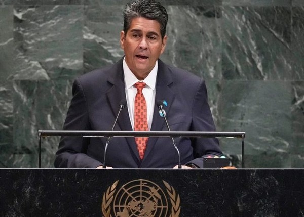 남태평양 섬나라 팔라우는 미국 추방 이민자를 받으라는 도널드 트럼프 미국 행정부의 요구를 수용하기로 했다. 사진은 수랑겔 휩스팔라우 대통령이 지난 9월 25일 미국 뉴욕 유엔 본부에서 열린 제80차 유엔 총회에 참석해 연설하고 있는 모습. [사진=뉴시스]